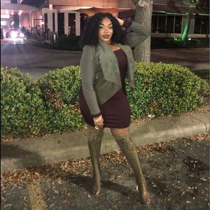 Meet your Posher, Alexis